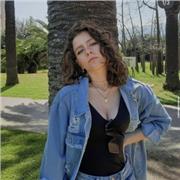 studentessa del secondo anno di lettere moderne si mette a disposizione per doposcuola